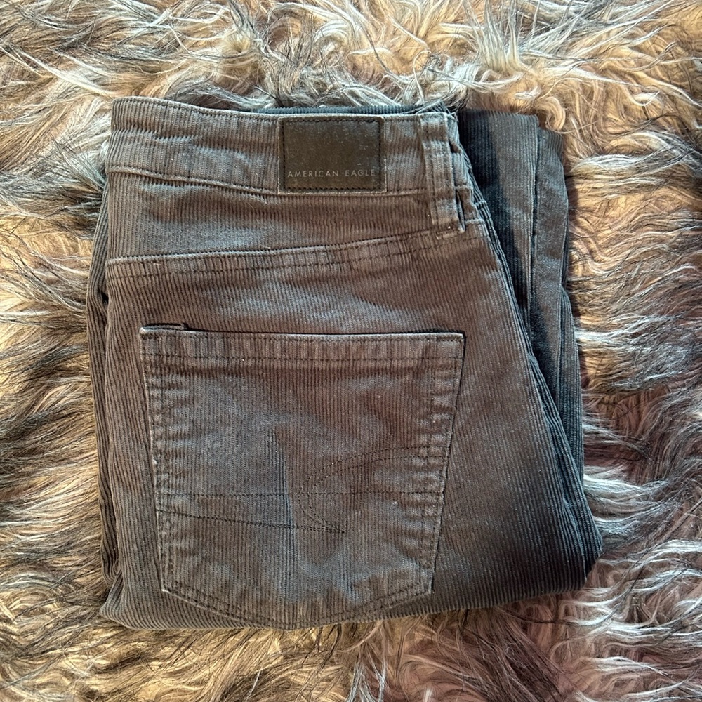 ⭒ american eagle corduroy straight jeans